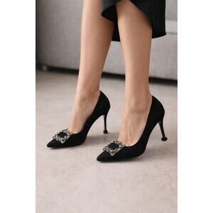 MEI TI MENG Black Embellished Pointed Toe Flared Heel Mengmei Stiletto Pumps
